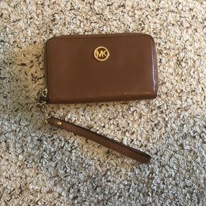 Michael Kors wallet/wristlet